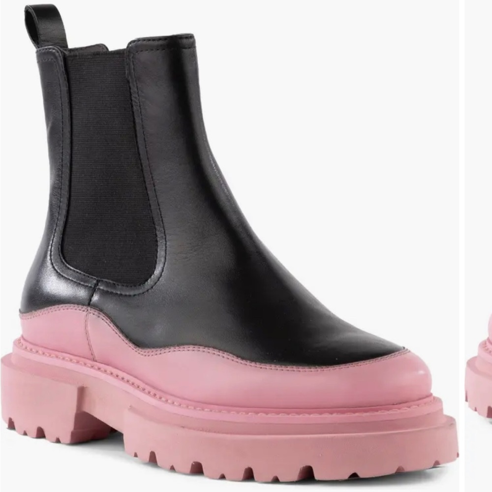 Chelsea Boot - Seychelles Savor the moment